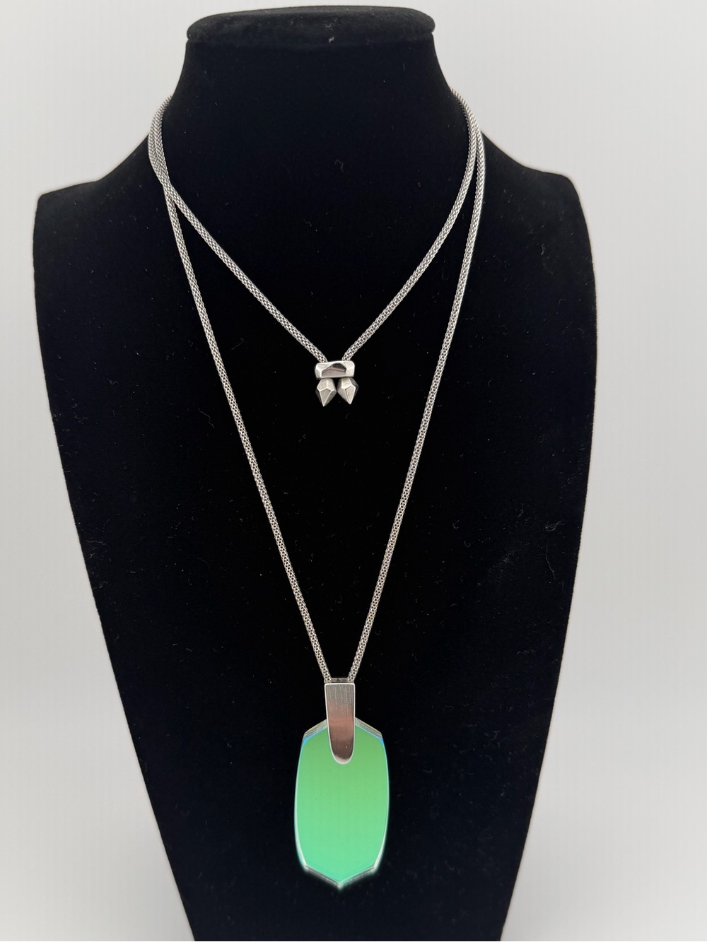 Kendra Scott Inez 30” Adjustable Dichroic Glass Necklace Silver